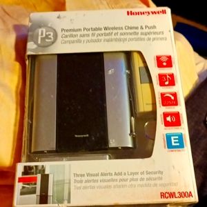 Honeywell premium portable wireless chime & push door bell/alarm